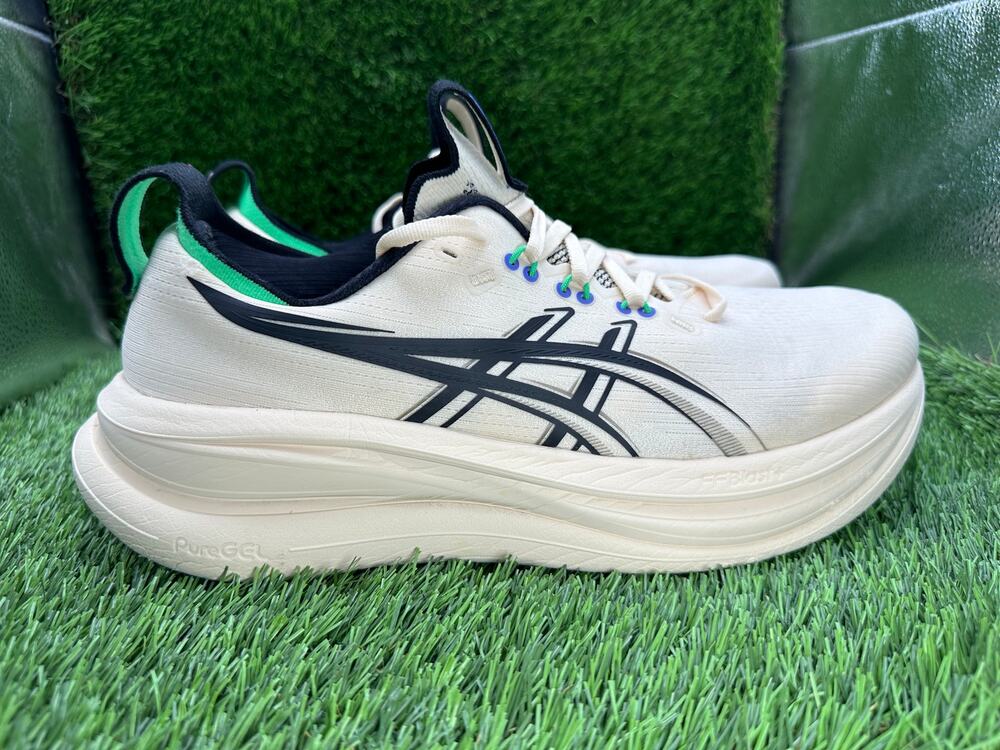 Asics Gel-Nimbus 28 1011C127 Athletic Sneaker Mens 9.5 Beige Knit Sports Running